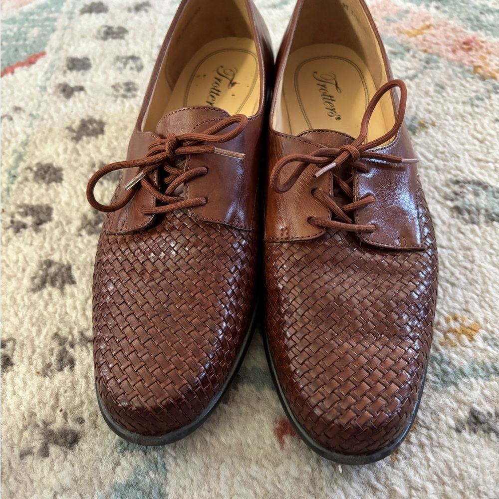Trotters Brown Woven Leather Loafers